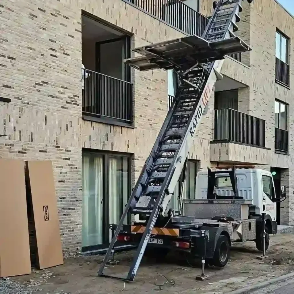 rapidlift-monte-meuble-livraison-appartement-neuf Rapidlift monte-meuble livraison appartement neuf.