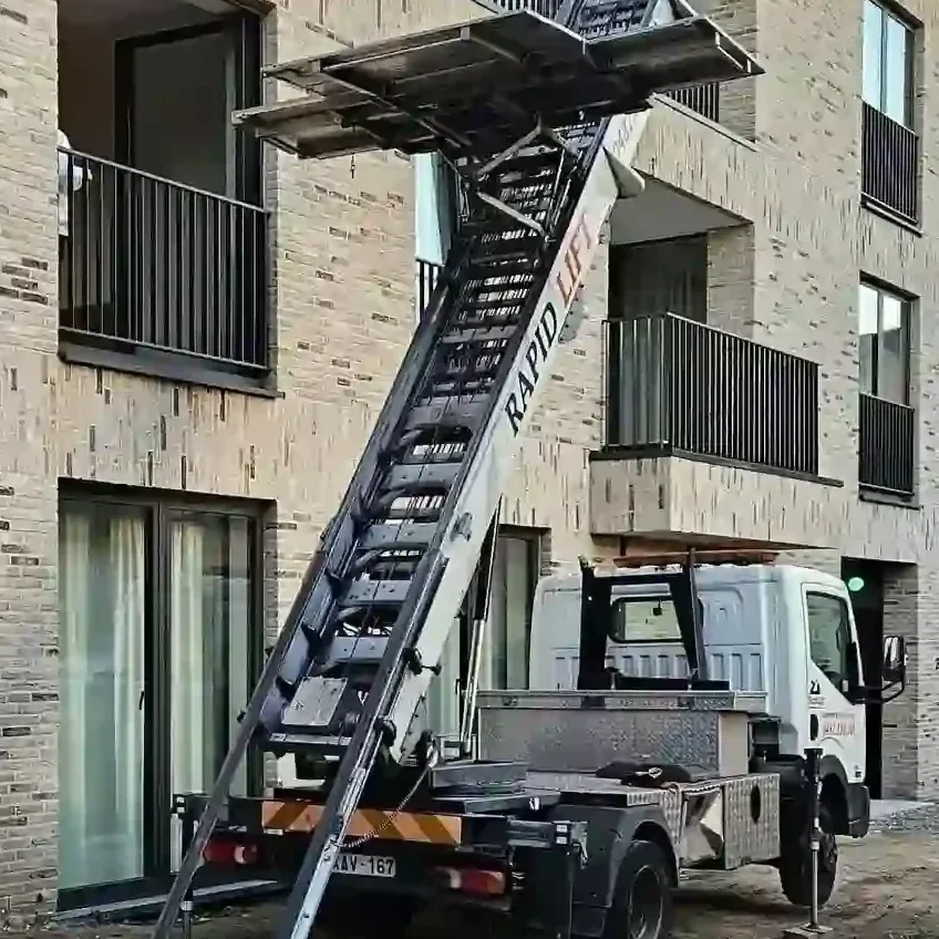rapidlift-monte-meuble-livraison-appartement-neuf Rapidlift monte-meuble livraison appartement neuf.